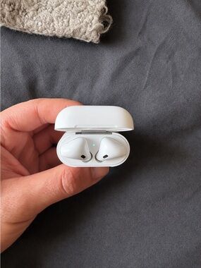 Apple Airpods